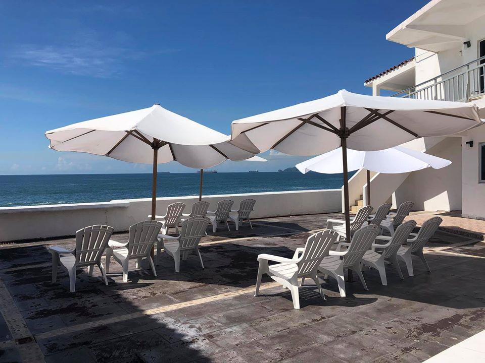 Hotel Bagasi Manzanillo Buitenkant foto