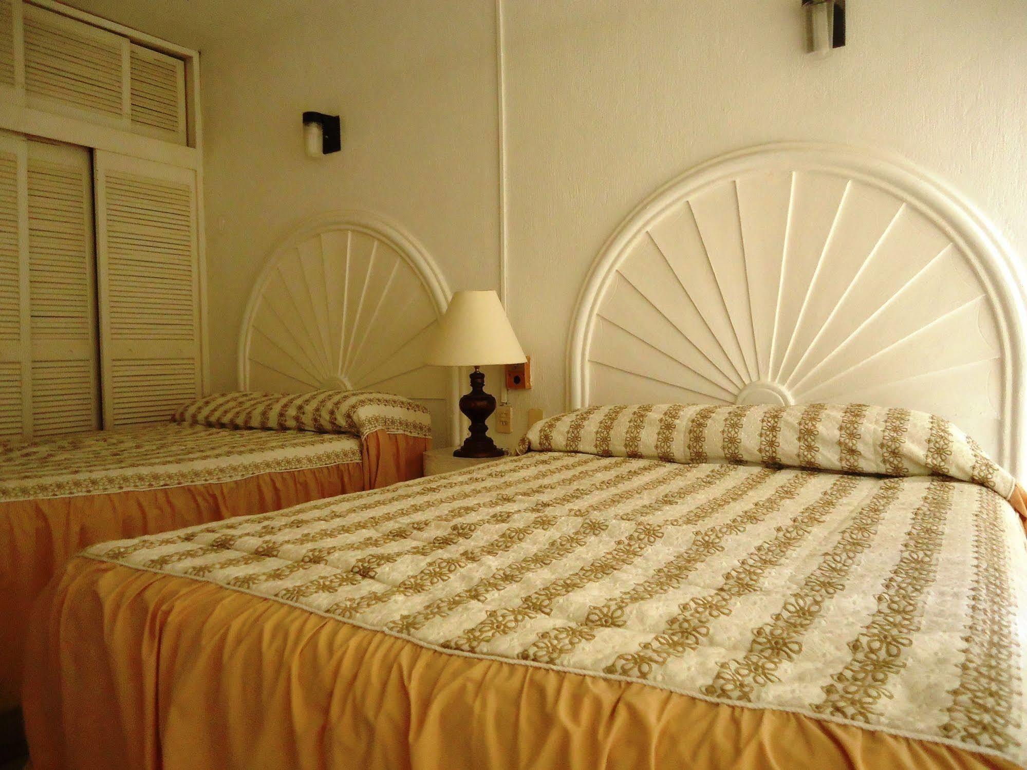 Hotel Bagasi Manzanillo Buitenkant foto