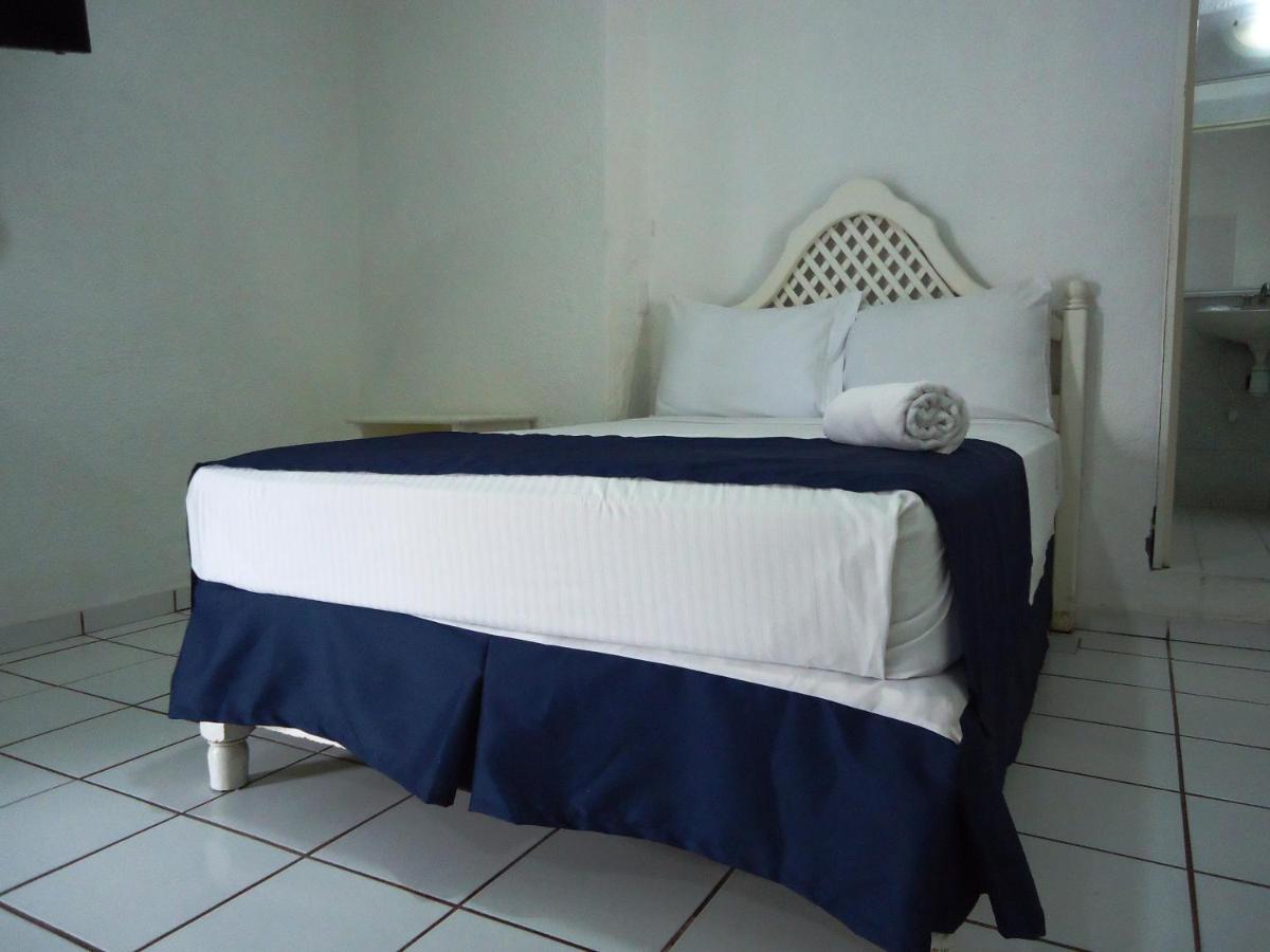 Hotel Bagasi Manzanillo Buitenkant foto