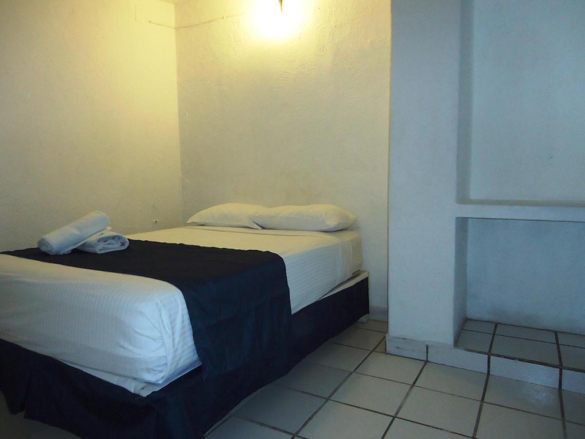 Hotel Bagasi Manzanillo Buitenkant foto