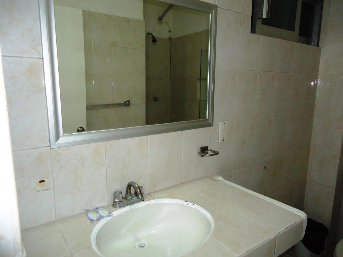 Hotel Bagasi Manzanillo Buitenkant foto